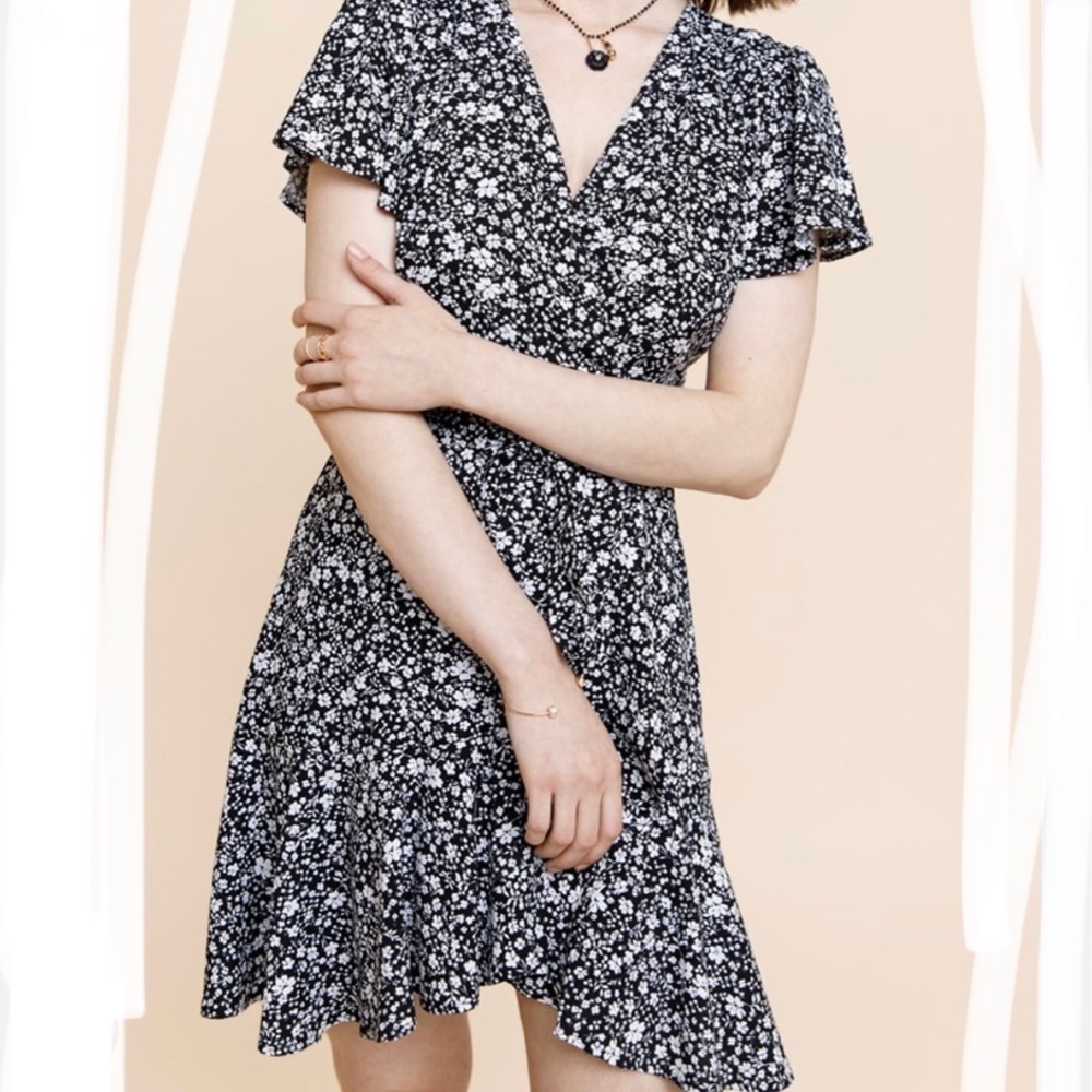 J.ING Women’s Black Abstract Print True Wrap Dress Ruffle Hem Short Sleeve Sz M
